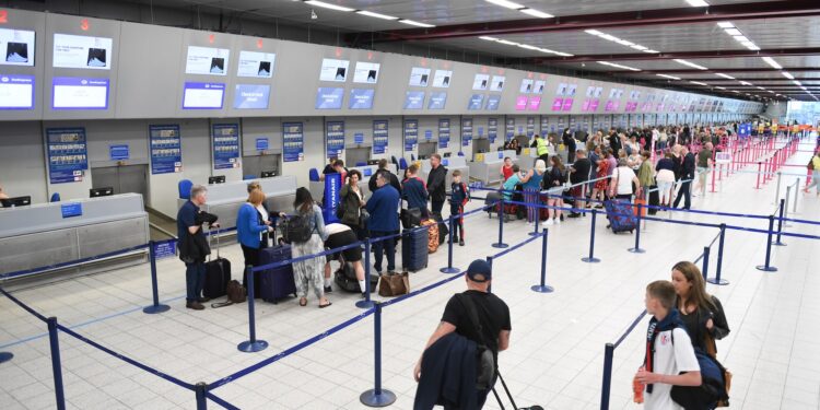 How Do You Avoid Long Lines at the Airport Without Paying?