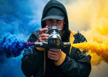 What Kind of Smoke Bombs Do Photographers Use?
