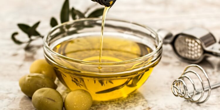 Is Extra Virgin Olive Oil the Healthiest Oil?