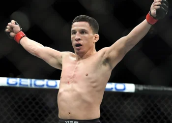 Headshots With Professional UFC And MMA Fighter Joseph Benavidez