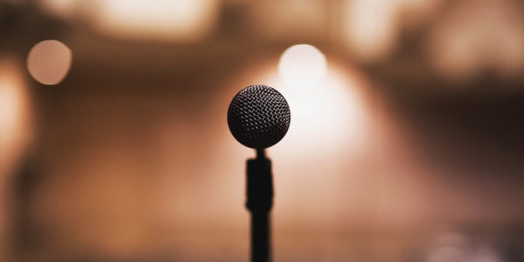 Best Keynote Speaker Topic for 2024