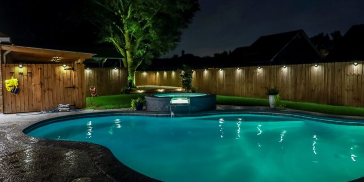 3 Lighting Ideas to Brighten Up Your Backyard Pool