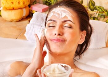 How to Build a Natural Skin Care Routine: 4 tips for dry skin