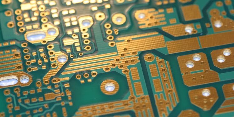 5 Industries That Rely On Printed Circuit Boards (PCBs)