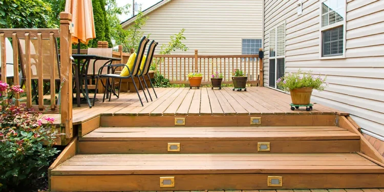 Maximizing Your Outdoor Space with a Beautiful and Durable Deck